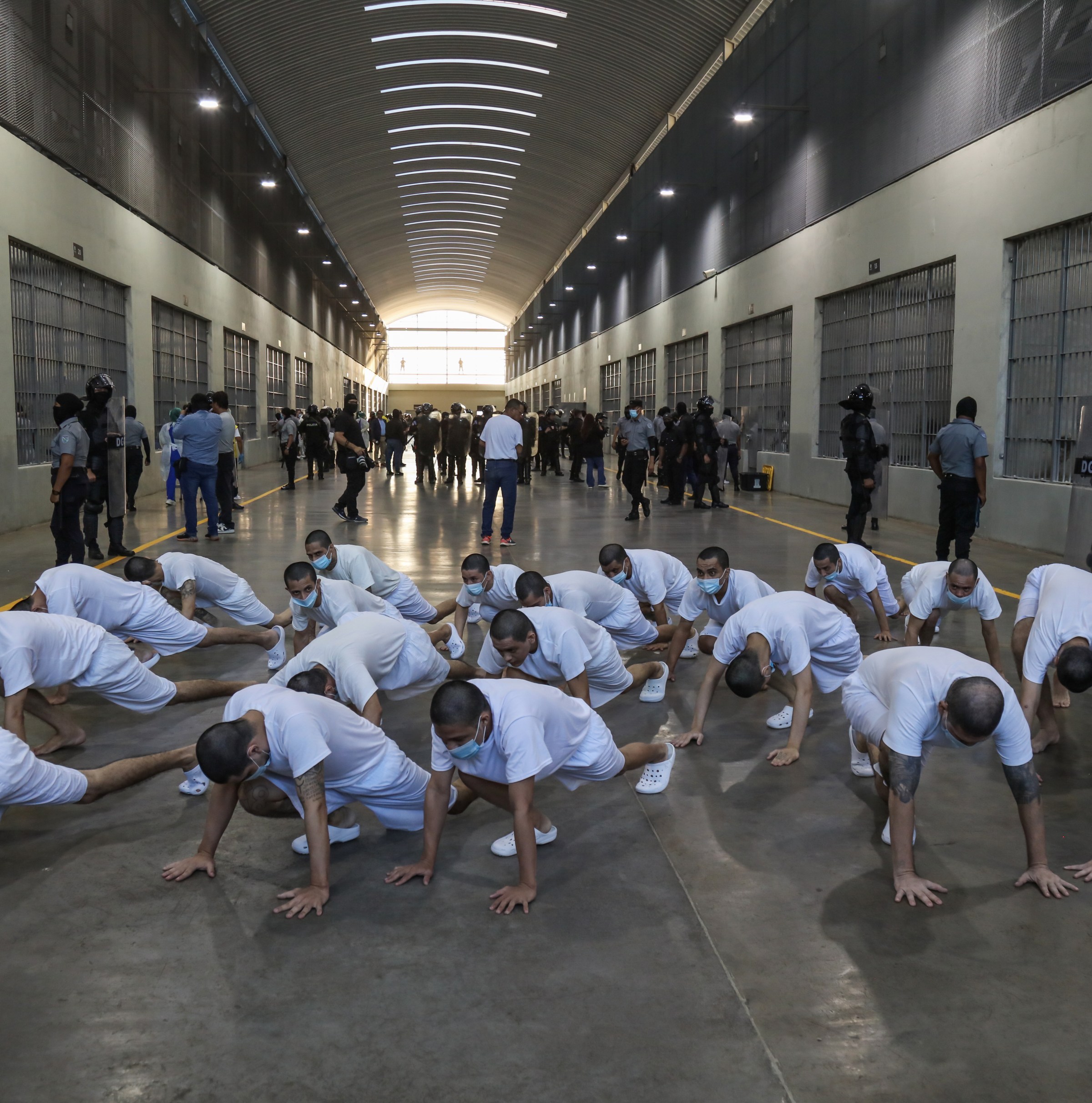 Trump defied a court order. The Supreme Court just handed him a partial loss.