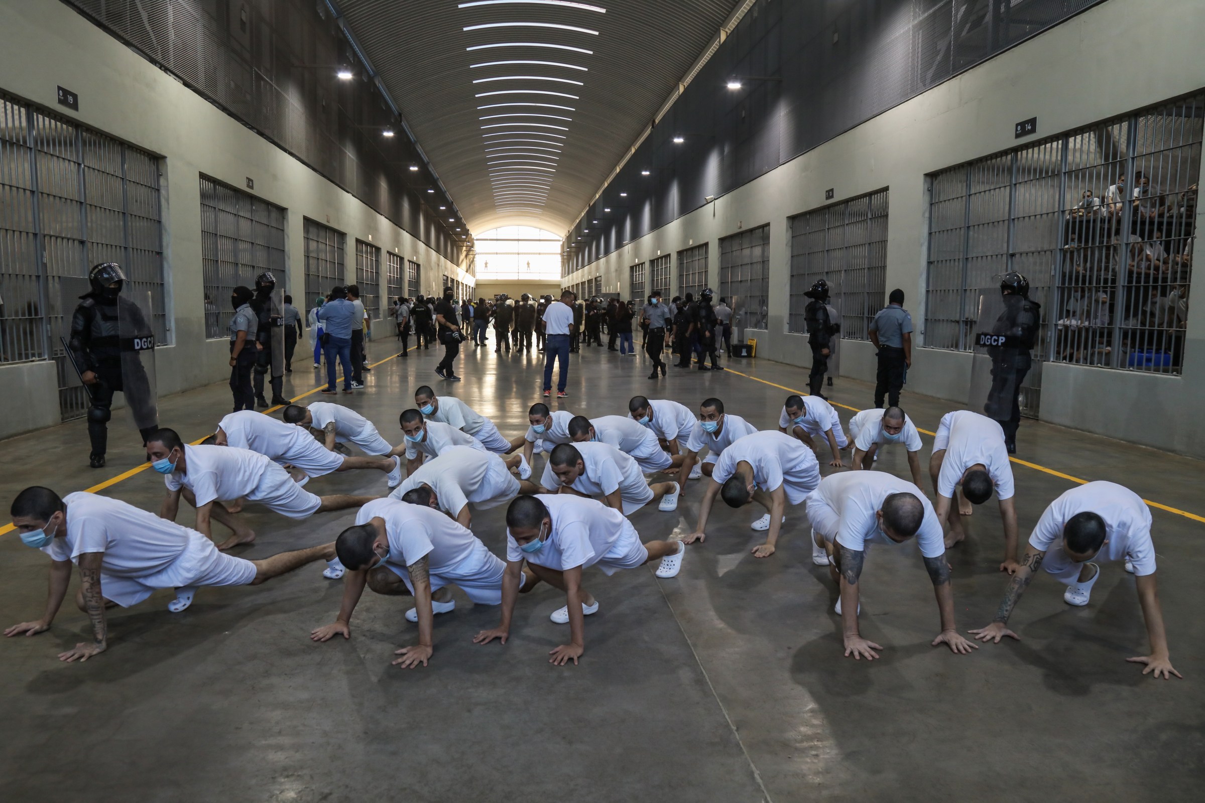 Trump defied a court order. The Supreme Court just handed him a partial loss.