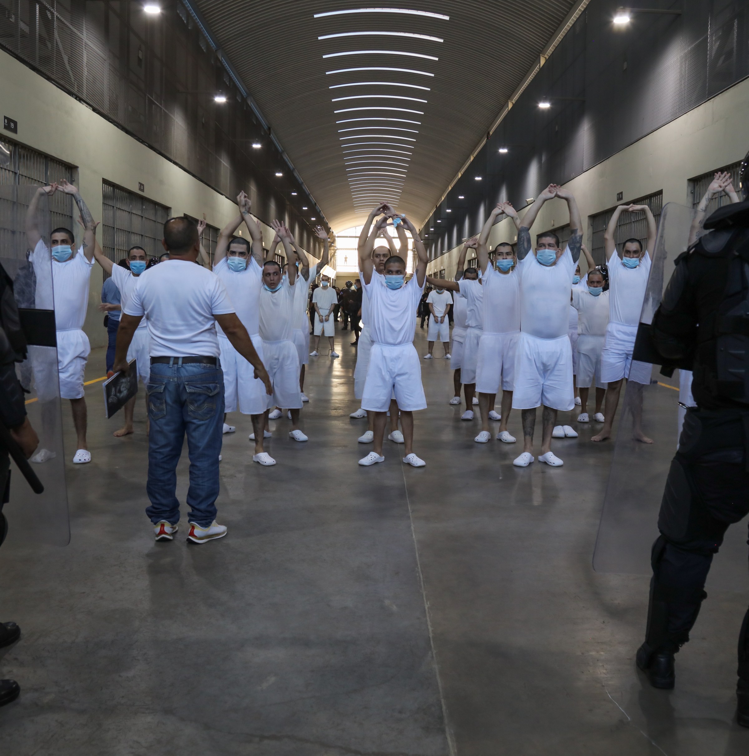 The nightmarish problem with trying to make Trump obey court orders